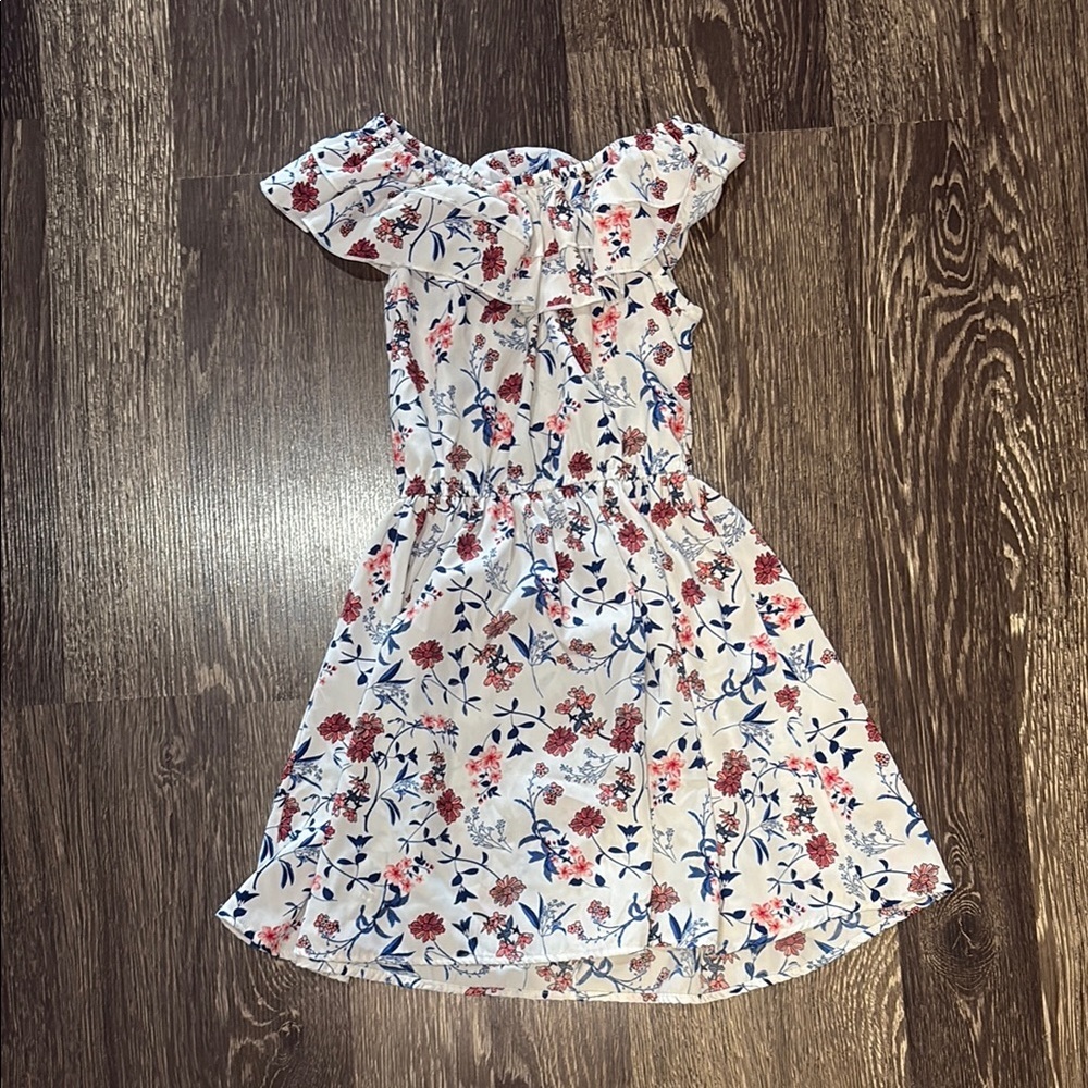 Jenna and Jessie white dress with blue and mauve pink floral design size 8